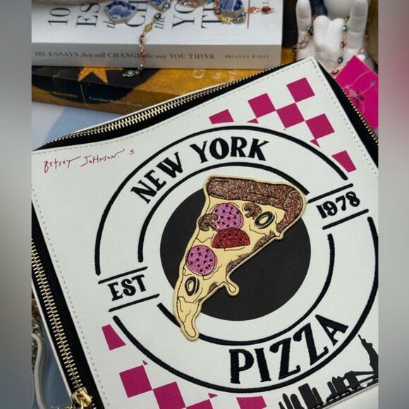 🆕 BETSEY JOHNSON 🧿 NWT A Matter Of Crust Novelty NYC Pizzabox Crossbody Bag - Picture 15 of 16